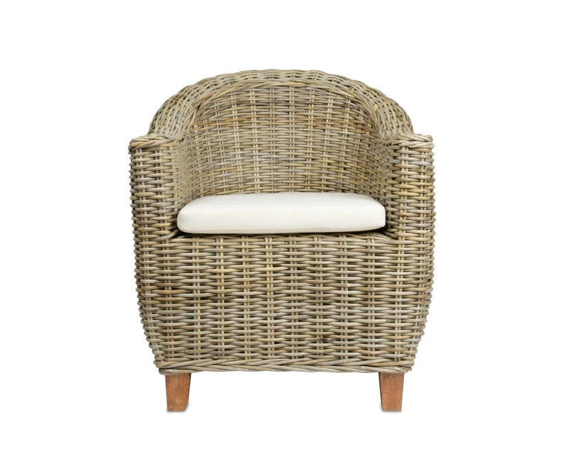 Rattanowy fotel wypoczynkowy 1.1.webp