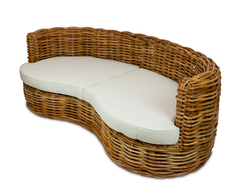 Sofa wypoczynkowa z naturalnego rattanu 1.4.webp